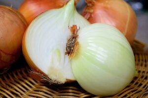 Image of onions for Learn Q The Most Popular Vegetables Consumed in The UK blog