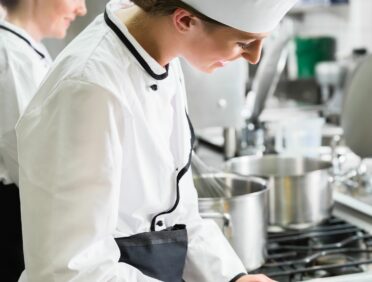 Image of Female Chefs Preparing Meals for Learn Q Level 2 Food Hygiene and Safety for Catering blog