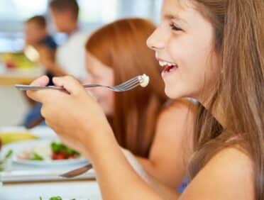 Image of Students Eating a Healthy Meal for Learn Q Level 2 Food Hygiene and Safety for Schools blog